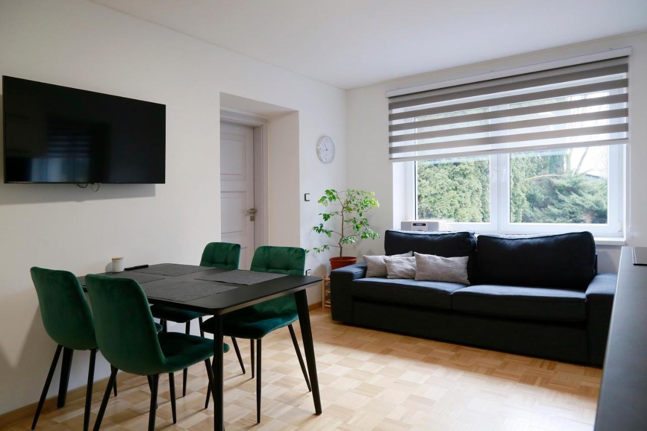 Aparthotel Brokes Lanskroun Luaran gambar