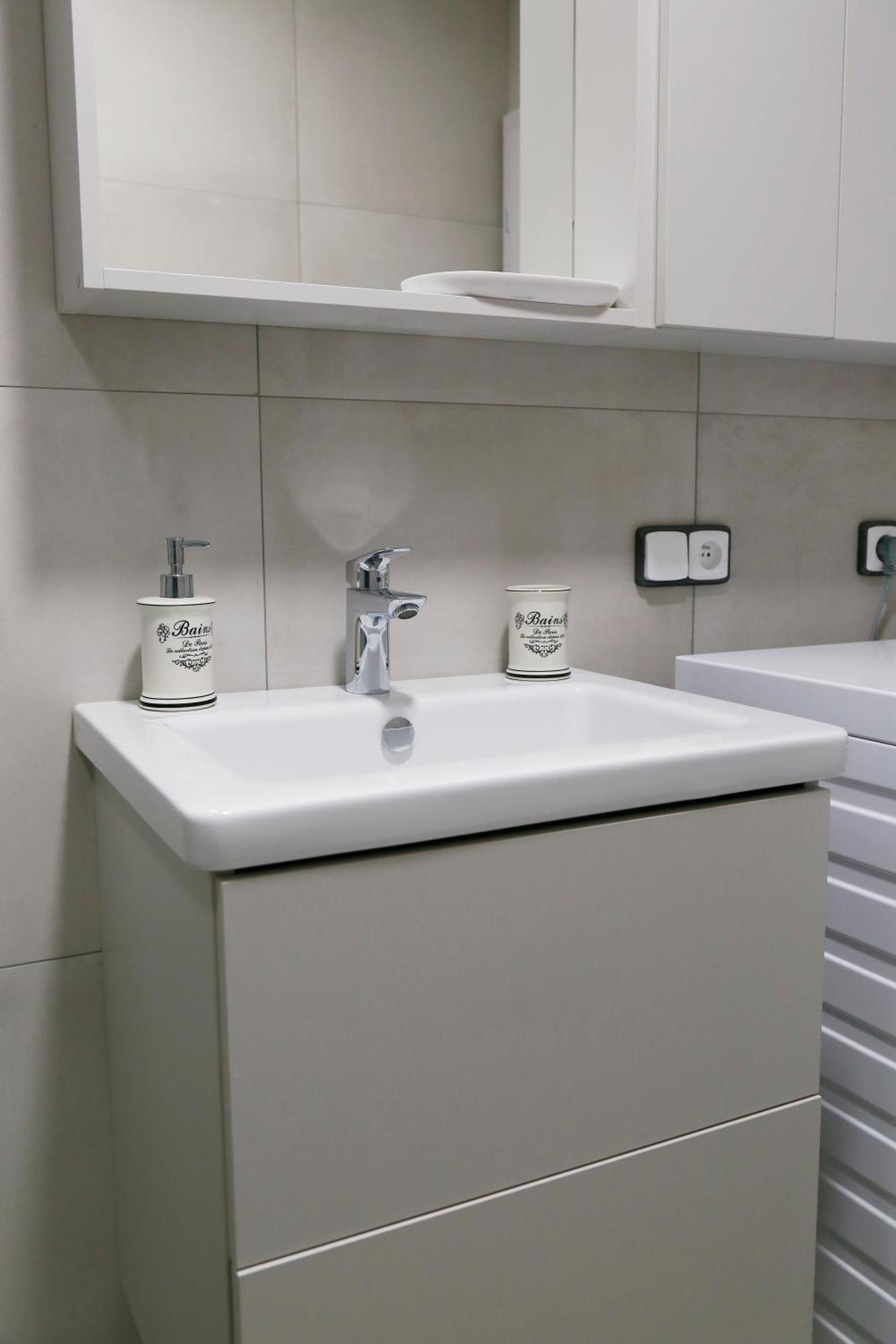 Aparthotel Brokes Lanskroun Bilik gambar